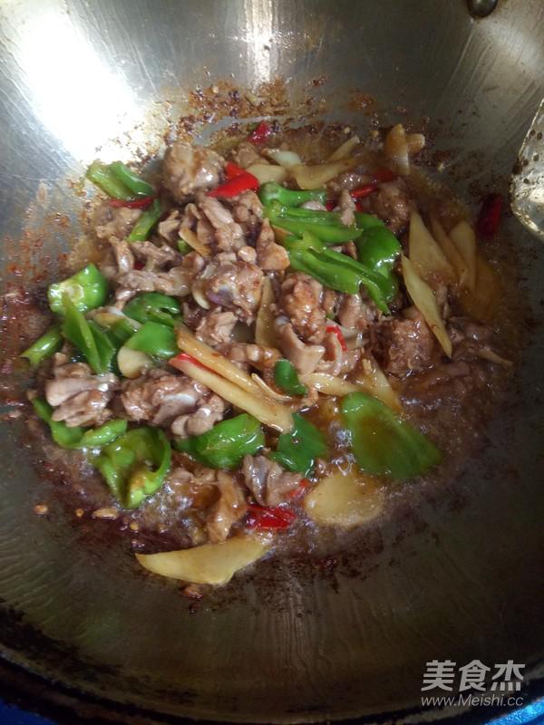 仔姜炒鴨腿的做法-咸鮮味炒菜譜