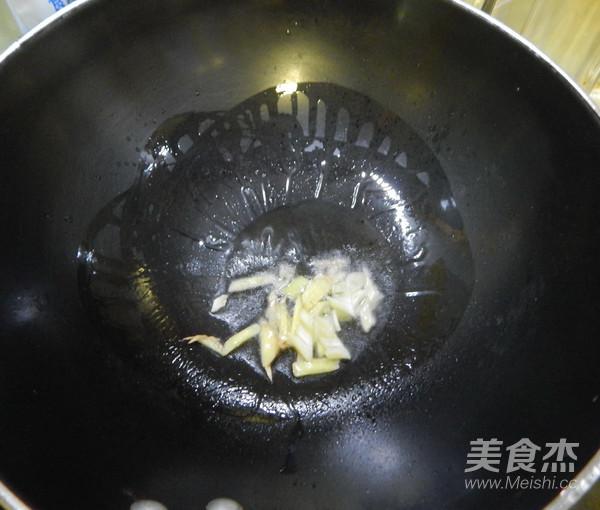 芹菜炒豆皮的做法-咸鮮味炒菜譜