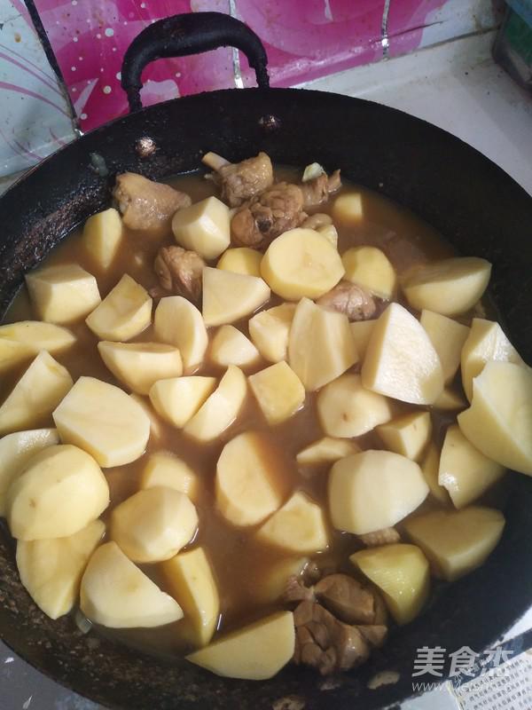 咖喱雞塊的做法-咖喱味燉菜譜-易網(wǎng)健康養(yǎng)生網(wǎng) 咖喱雞塊的做法-咖喱味燉菜譜