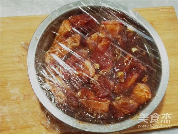 醬香五花肉的做法-醬香味烤菜譜-易網(wǎng)健康養(yǎng)生網(wǎng) 醬香五花肉的做法-醬香味烤菜譜