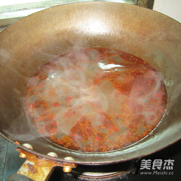 金針菇配牛肉的做法-香辣味煮菜譜