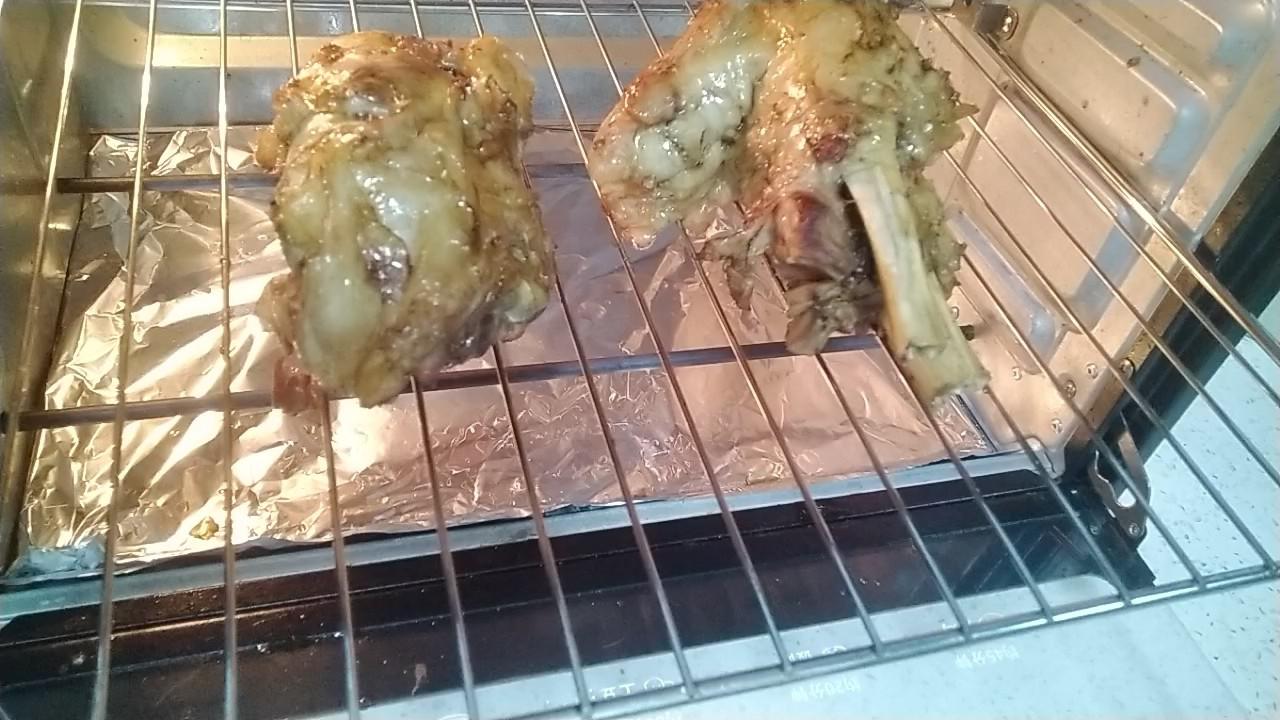 酸甜烤骨頭的做法-家常味烤菜譜