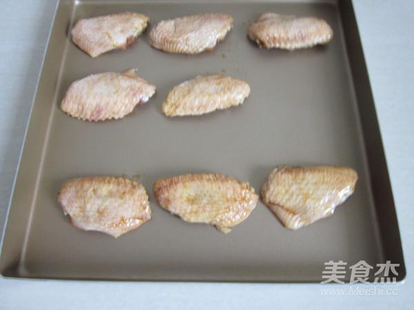 蒜香烤雞翅的做法-家常味烤菜譜