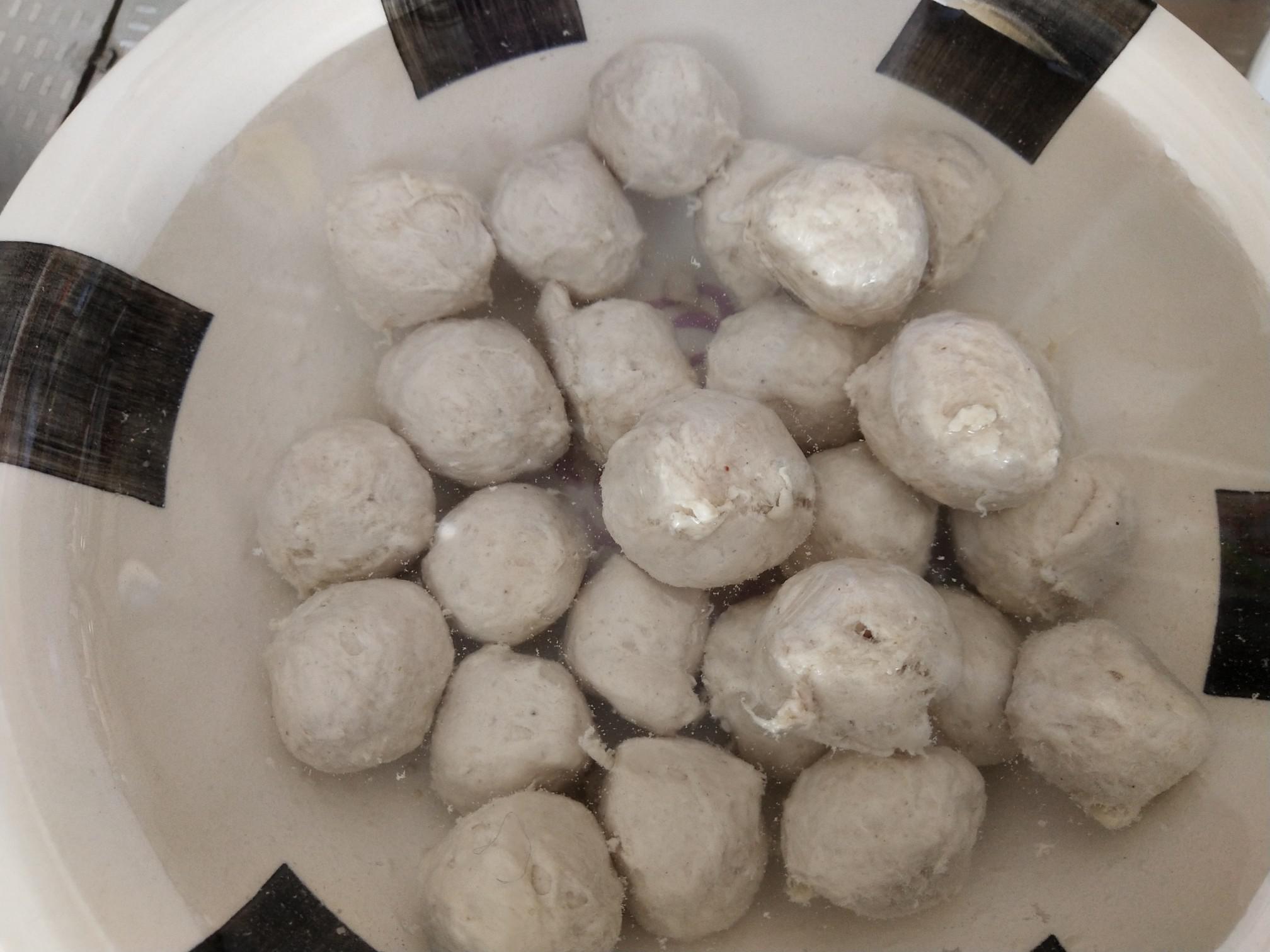 味增冬瓜雞丸湯的做法-咸鮮味煮菜譜