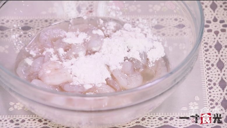 三色炒蝦仁的做法-咸鮮味炒菜譜