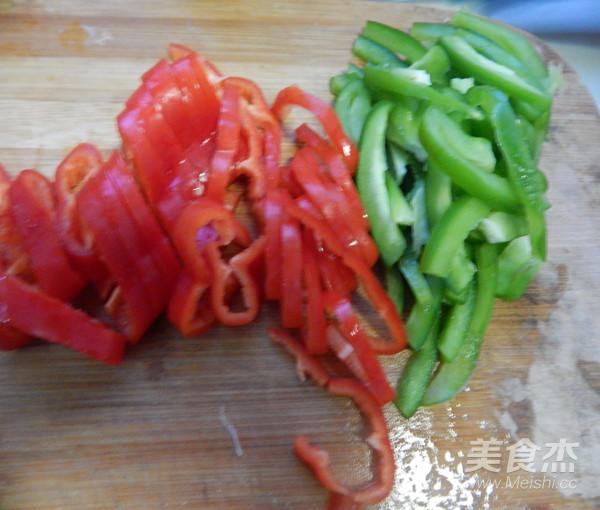 青紅椒炒雞蛋的做法-咸鮮味炒菜譜