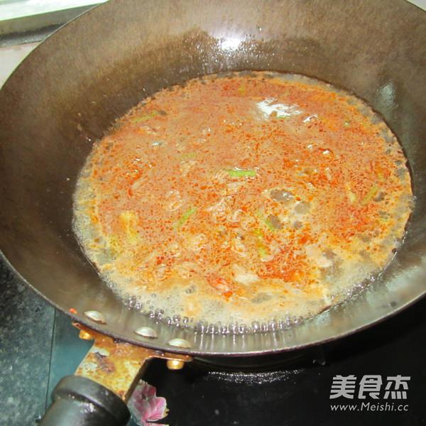 金針菇配牛肉的做法-香辣味煮菜譜