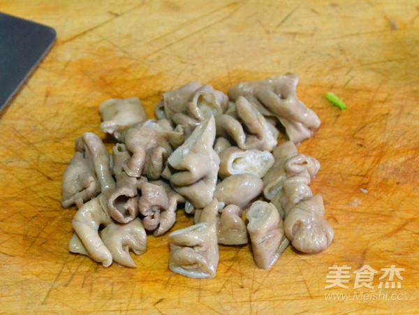 色佳味美的快手菜—蒜薹溜肥腸的做法-咸鮮味炒菜譜
