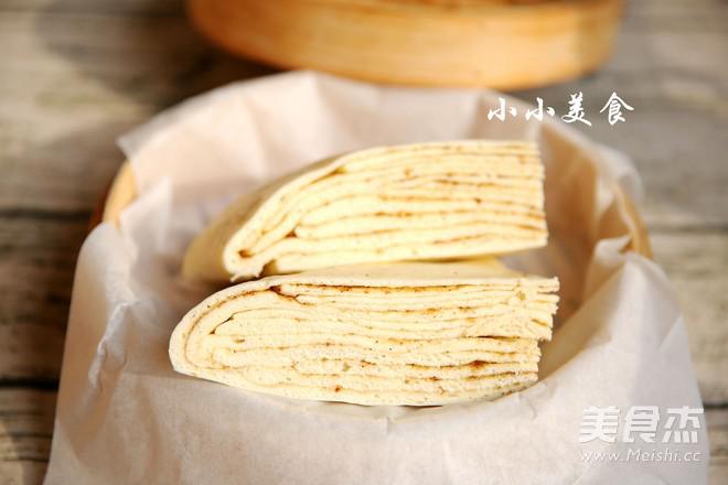 千層蒸餅：柔軟養胃的家常主食的做法-五香味蒸菜譜