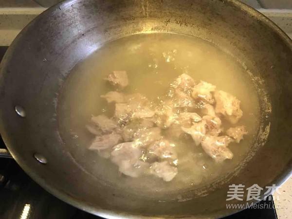 紅咖喱牛肉的做法-咖喱味煮菜譜-易網(wǎng)健康養(yǎng)生網(wǎng) 紅咖喱牛肉的做法-咖喱味煮菜譜