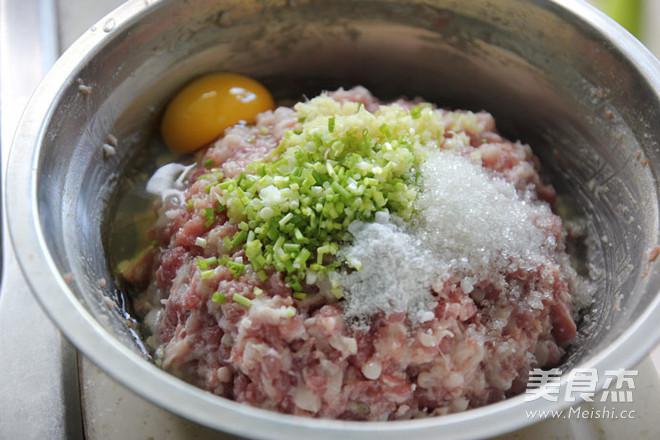 最好吃的揚州獅子頭的做法-家常味煮菜譜