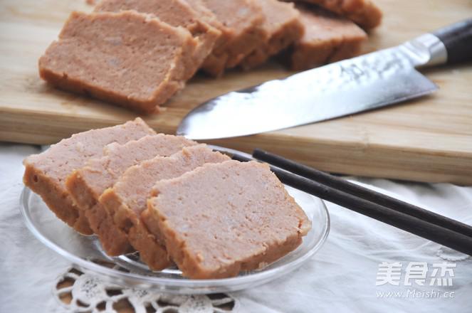 自制午餐肉  視頻菜譜的做法-咸鮮味蒸菜譜