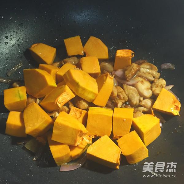 南瓜雞肉燜飯的做法-家常味燜菜譜-易網(wǎng)健康養(yǎng)生網(wǎng) 南瓜雞肉燜飯的做法-家常味燜菜譜