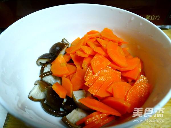 蔥油拌香菇的做法-蔥香味拌菜譜