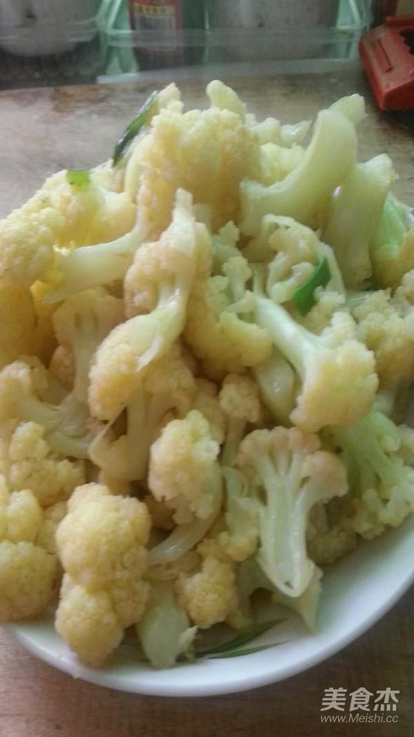 炒菜花的做法-家常味炒菜譜