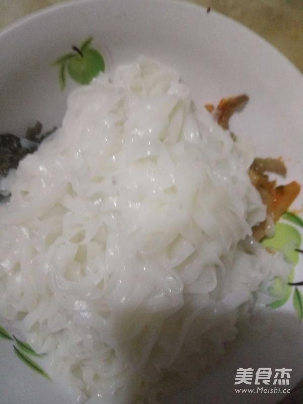 拌面的做法-五香味拌菜譜