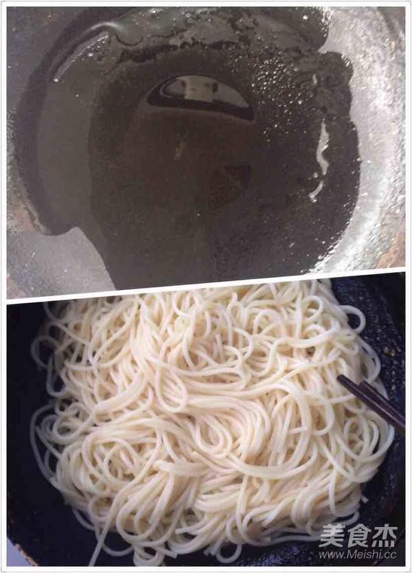 快手肉醬意大利面的做法-酸甜味燉菜譜-易網健康養生網 快手肉醬意大利面的做法-酸甜味燉菜譜