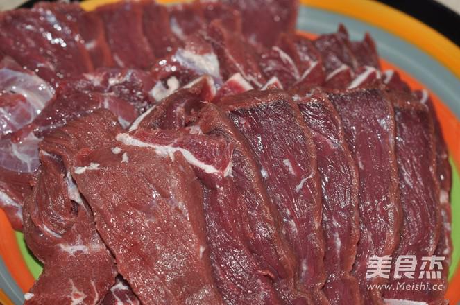 懶人版自制孜然牛肉干的做法-五香味蒸菜譜