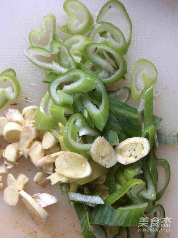 綠豆芽炒粉絲的做法-家常味炒菜譜-易網(wǎng)健康養(yǎng)生網(wǎng) 綠豆芽炒粉絲的做法-家常味炒菜譜