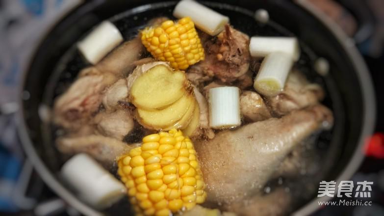 清燉雞湯的做法-咸鮮味燉菜譜