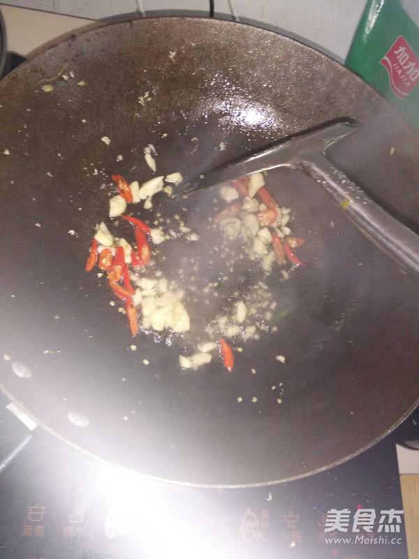 木耳炒肉的做法-香辣味炒菜譜