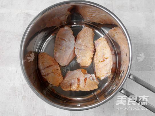 番茄煮雞翅的做法-家常味煮菜譜