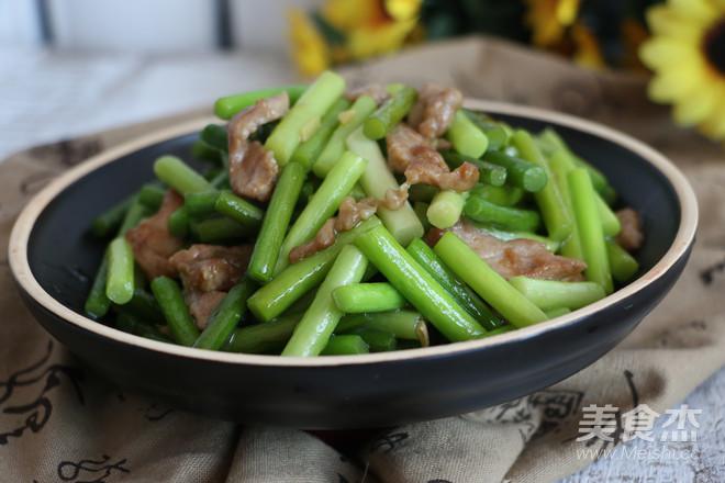 蒜薹小炒肉的做法-家常味炒菜譜