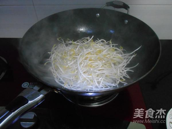 快炒綠豆芽的做法-家常味炒菜譜