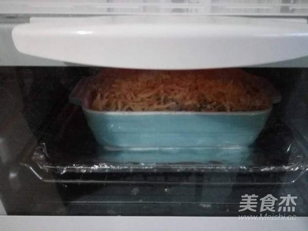 咖喱培根焗飯的做法-咖喱味烘焙菜譜