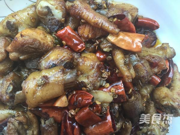 辣子雞爪的做法-香辣味炒菜譜