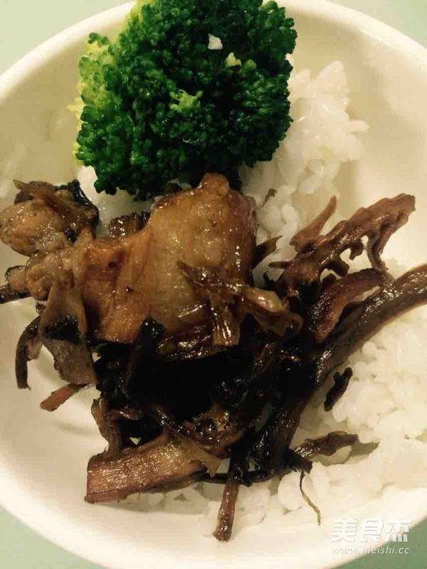 不油膩超下飯~梅干菜扣肉的做法-醬香味蒸菜譜-易網健康養生網 不油膩超下飯~梅干菜扣肉的做法-醬香味蒸菜譜