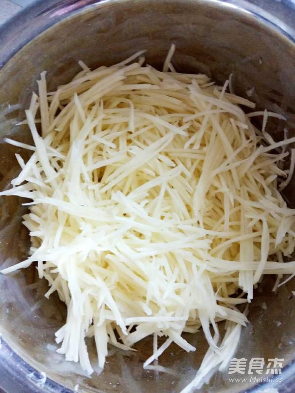 土豆絲拌苦苣的做法-咸鮮味拌菜譜