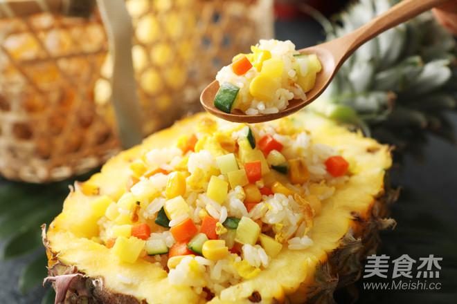 炒飯界明星—菠蘿炒飯的做法-家常味炒菜譜