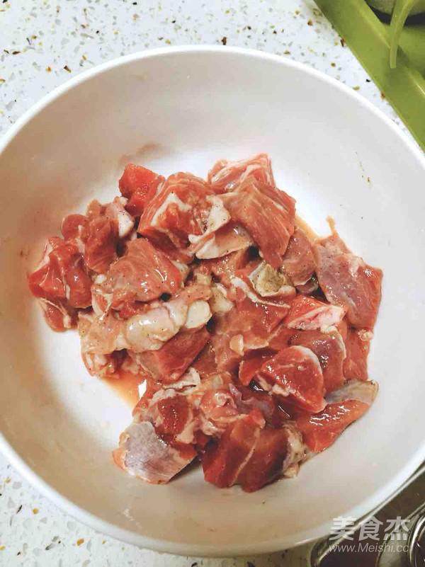 烤羊肉的做法-香辣味烤菜譜