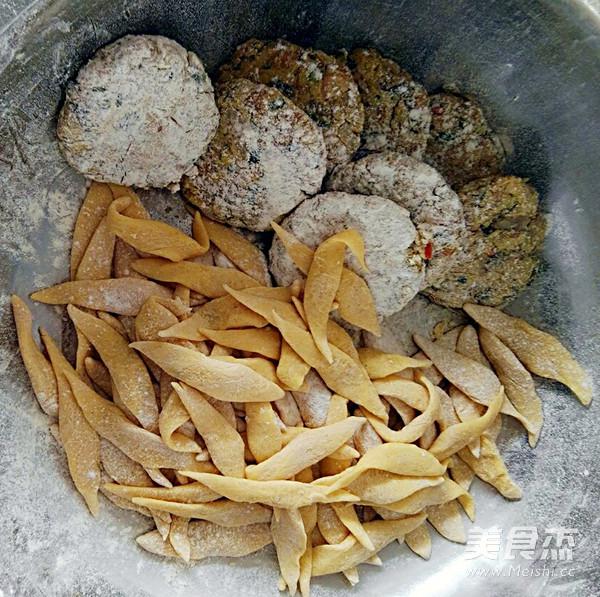 山西玉米面蒸餃的做法-家常味蒸菜譜-易網健康養生網 山西玉米面蒸餃的做法-家常味蒸菜譜