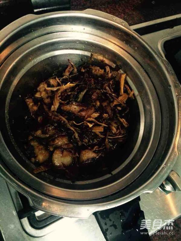 不油膩超下飯~梅干菜扣肉的做法-醬香味蒸菜譜-易網健康養生網 不油膩超下飯~梅干菜扣肉的做法-醬香味蒸菜譜