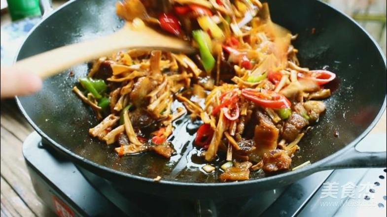 筍干炒回鍋肉的做法-家常味炒菜譜-易網健康養生網 筍干炒回鍋肉的做法-家常味炒菜譜