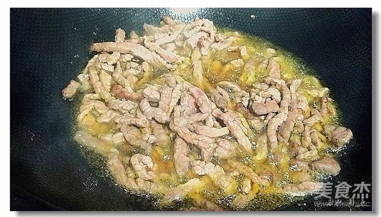 芹菜炒牛肉的做法-家常味炒菜譜