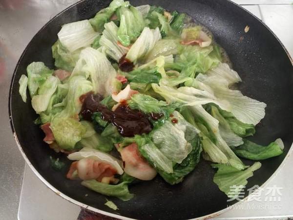 培根熗炒西生菜的做法-咸鮮味炒菜譜-易網(wǎng)健康養(yǎng)生網(wǎng) 培根熗炒西生菜的做法-咸鮮味炒菜譜