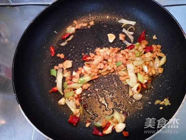 干煸四季豆的做法-家常味干煸菜譜