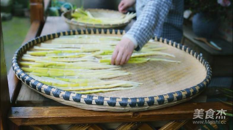 筍干炒回鍋肉的做法-家常味炒菜譜-易網健康養生網 筍干炒回鍋肉的做法-家常味炒菜譜