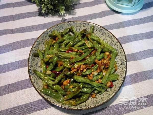干煸四季豆的做法-家常味干煸菜譜