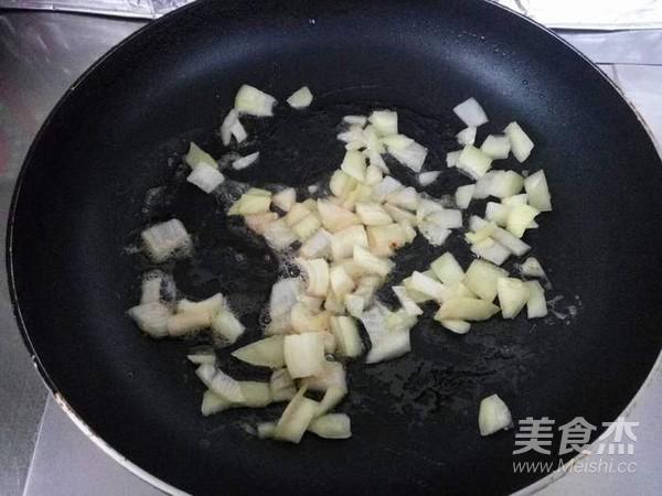 咖喱培根焗飯的做法-咖喱味烘焙菜譜