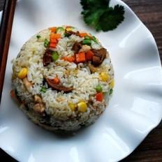 星級酒店野生牛肝菌炒飯的做法-家常味炒菜譜