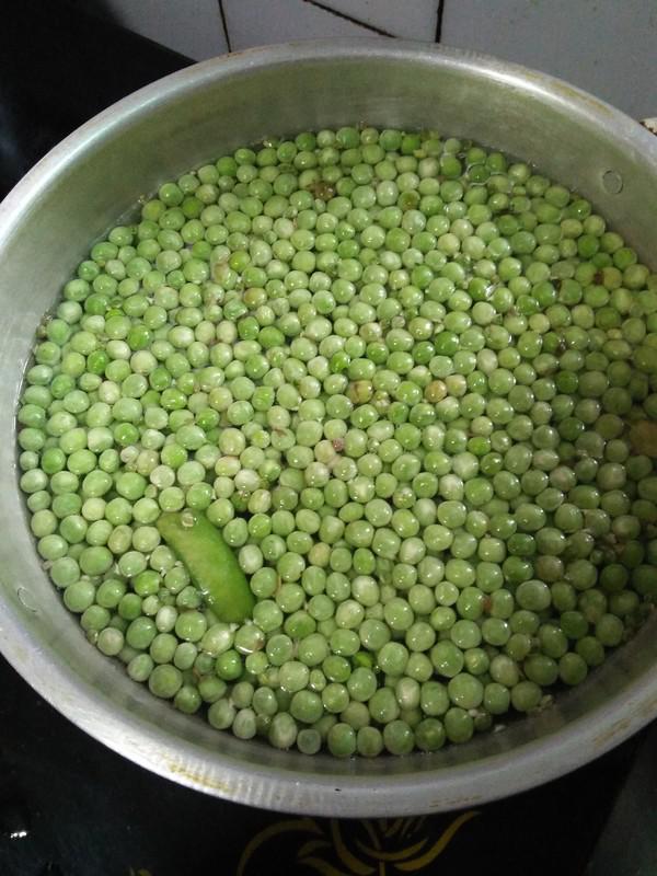 新鮮豌豆燒鴨子的做法-咸鮮味燒菜譜