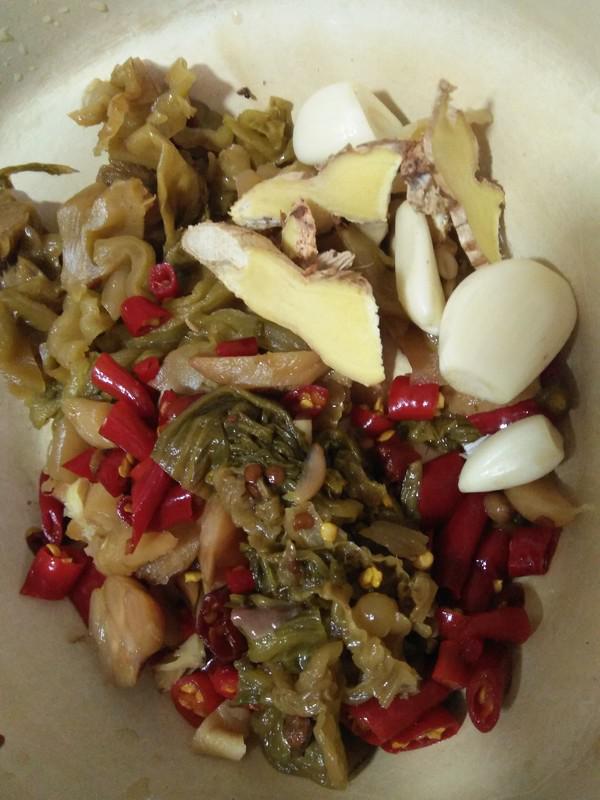 新鮮豌豆燒鴨子的做法-咸鮮味燒菜譜