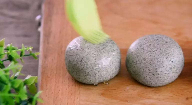 青團,沒想到你是這樣有心的小胖子!的做法-家常味蒸菜譜