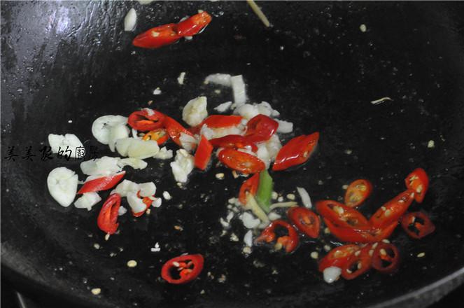 芹菜炒蝦仁的做法-家常味炒菜譜