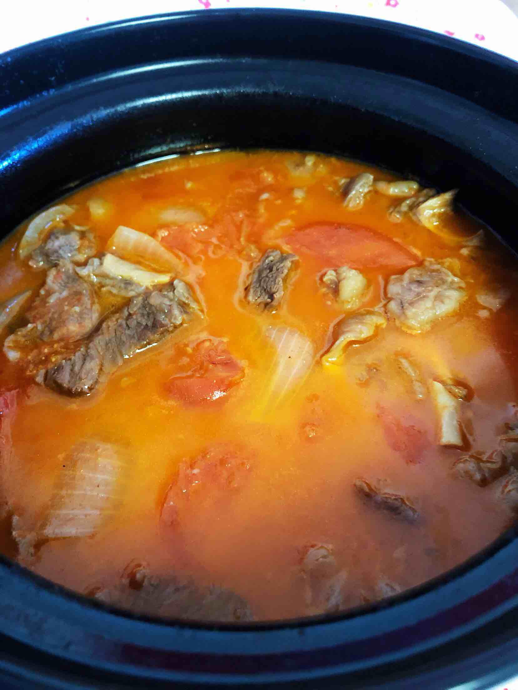 西紅柿燉牛腩的做法-家常味燉菜譜-易網健康養生網 西紅柿燉牛腩的做法-家常味燉菜譜