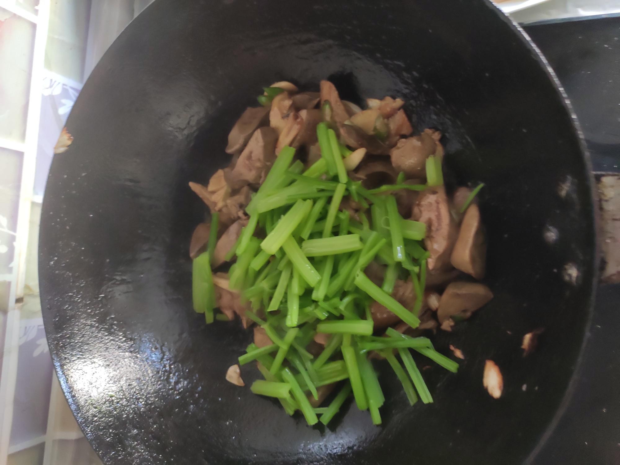 辣炒雞肝的做法-香辣味炒菜譜